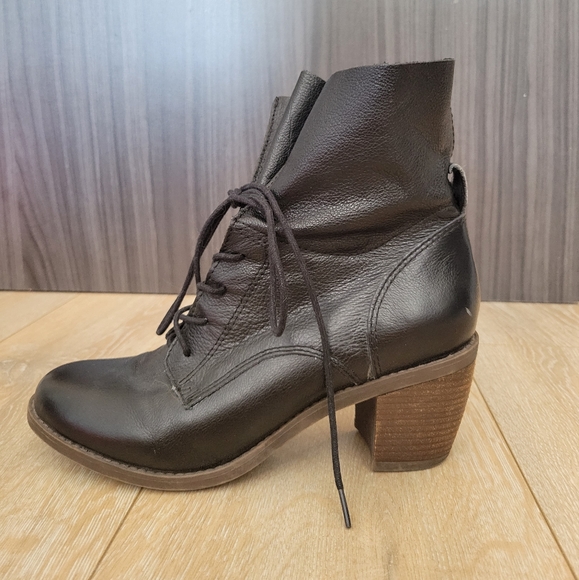 Steve Madden Gretchun Ankle Boots - Picture 2 of 7